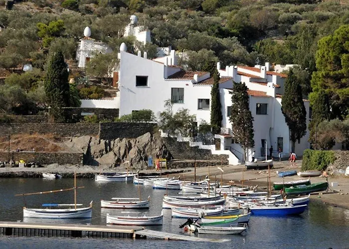 Duplex Luminoso En El Centro De Cadaqués