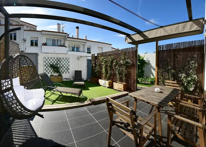 Duplex Luminoso En El Centro De Cadaqués