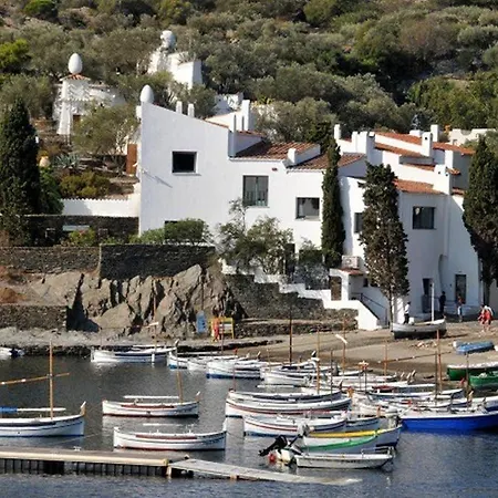 Duplex Luminoso En El Centro De Cadaqués